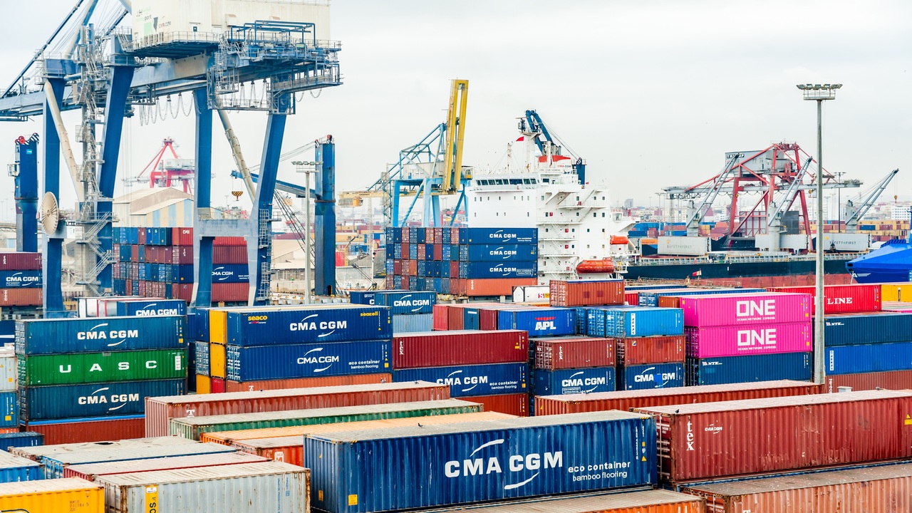las-exportaciones-de-maquinaria-frenan-su-caida-y-crecen-un-13-cuatrimestre