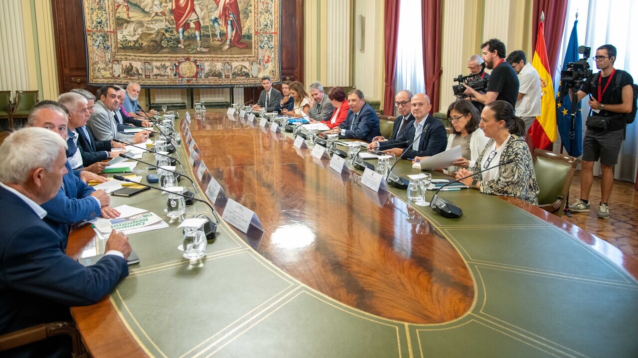 Gobierno avanza sector agrario prolongara ayudas gasoleo